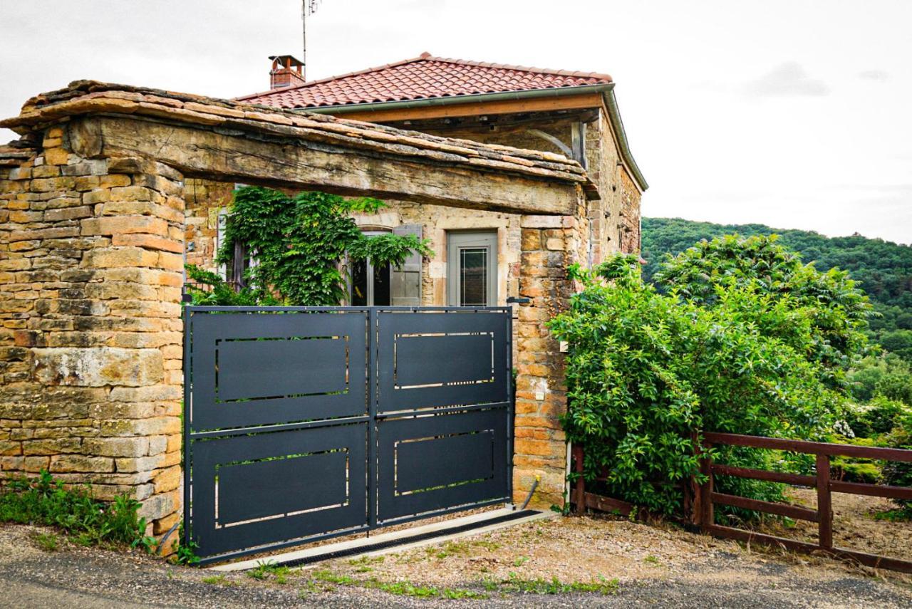 Le Clos Des Pierres Rouges Burgy Экстерьер фото