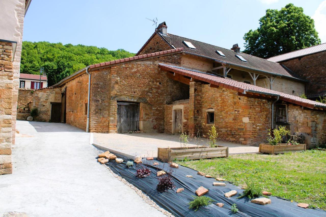 Le Clos Des Pierres Rouges Burgy Экстерьер фото